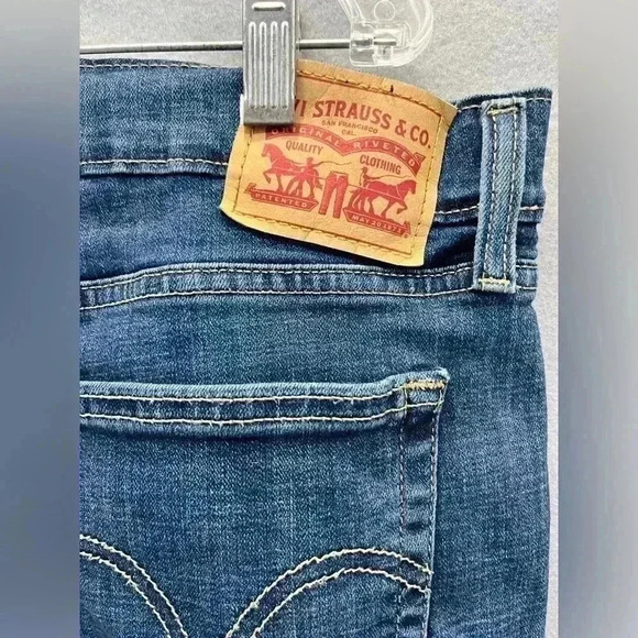Levi’s Boyfriend Jeans size 31 - Picture 6 of 8